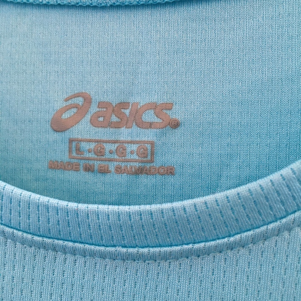 FINAL MARKDOWN LADIES ASICS tee large - Picture 3 of 3